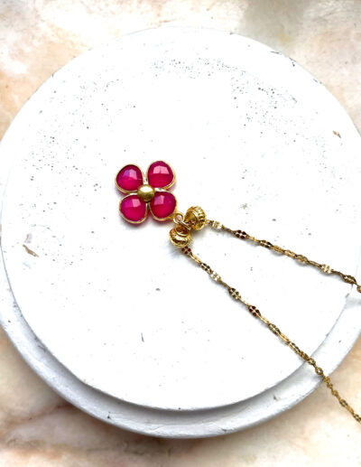 Collier PIA fushia