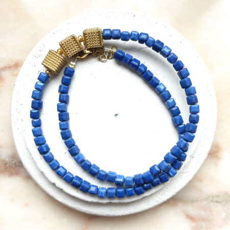 Collier BLUE