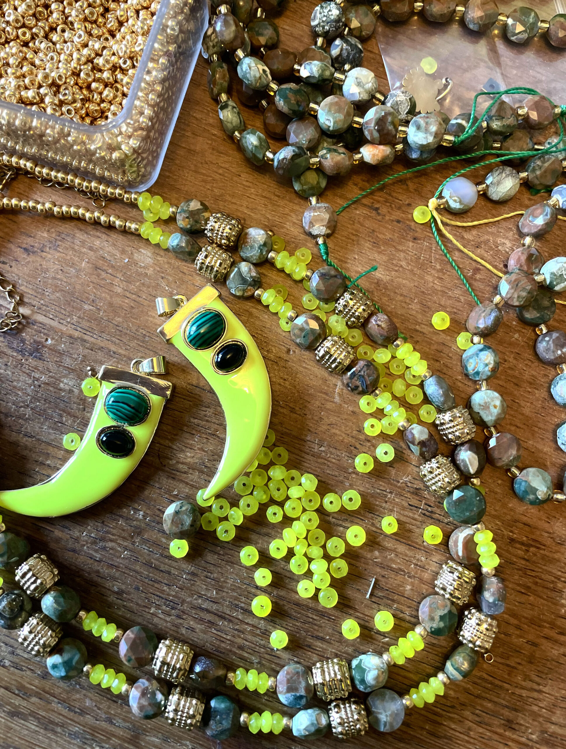 Sautoir LORRAINE jaune – Image 5