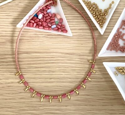 Collier MENTOS rose – Image 3