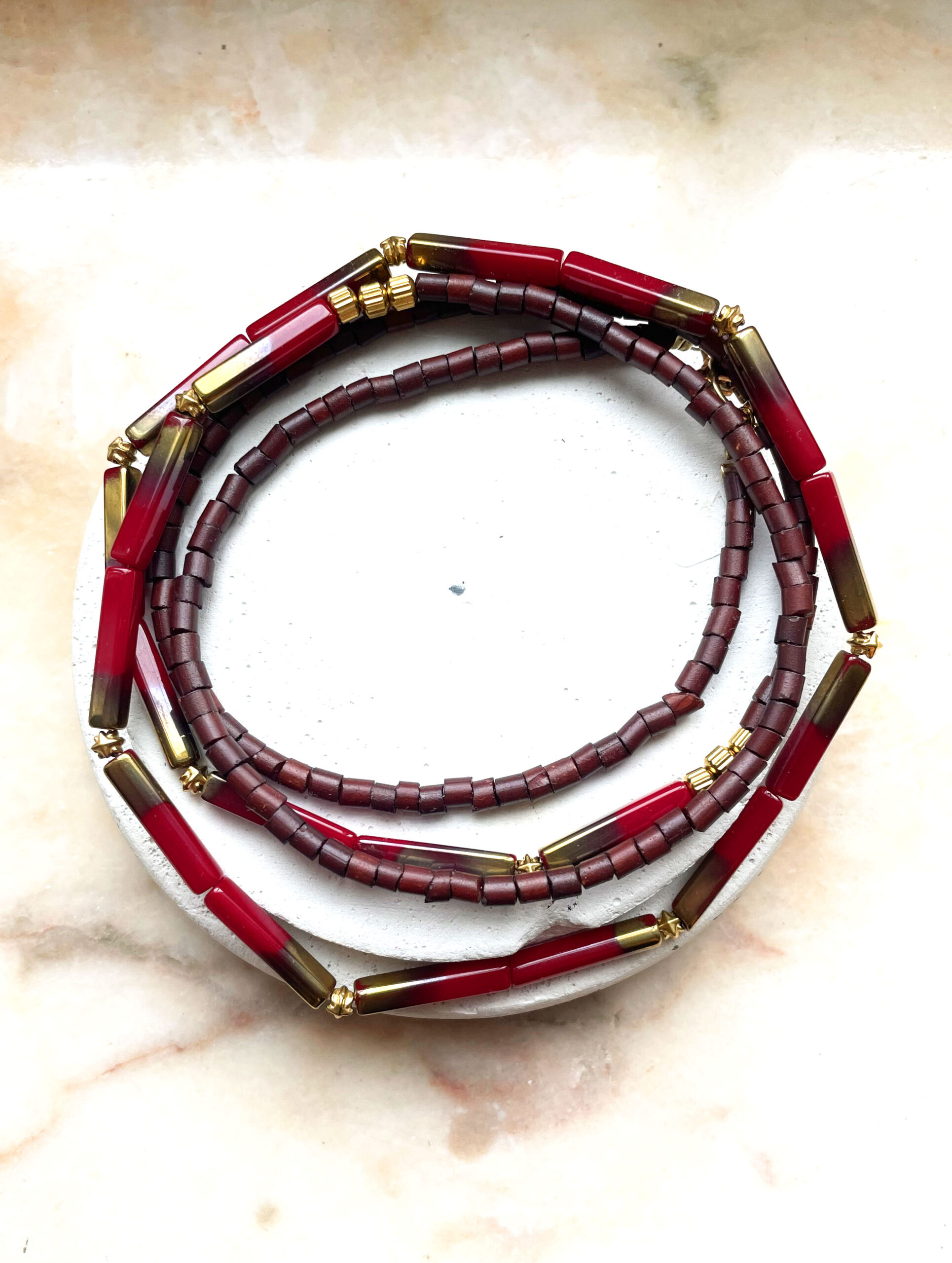 Sautoir AELIS bordeaux