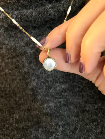 Pendentif SHELL