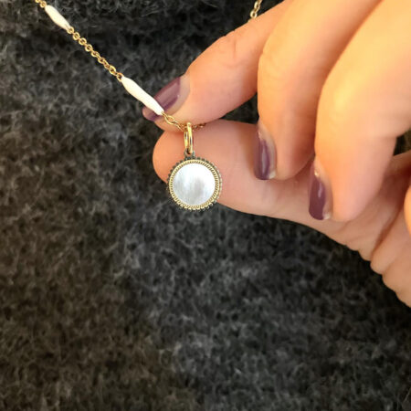 Pendentif SHELL
